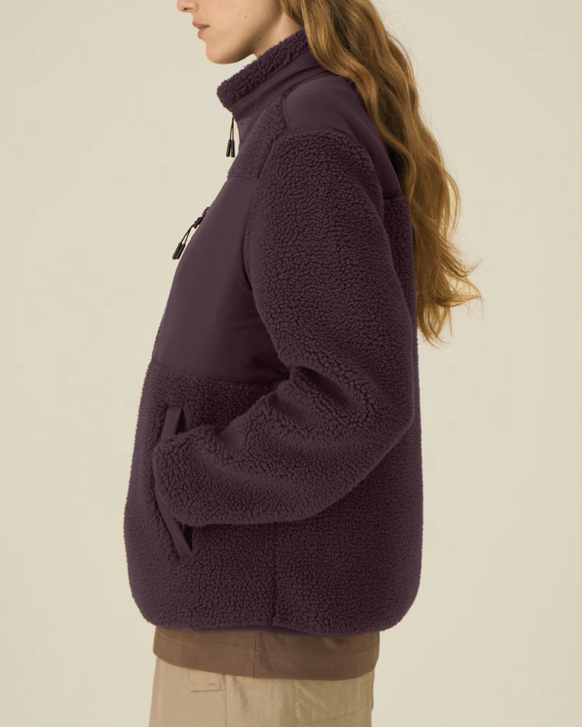 Seitliche Ansicht der Rox Fleecejacke von Vicona Wear
