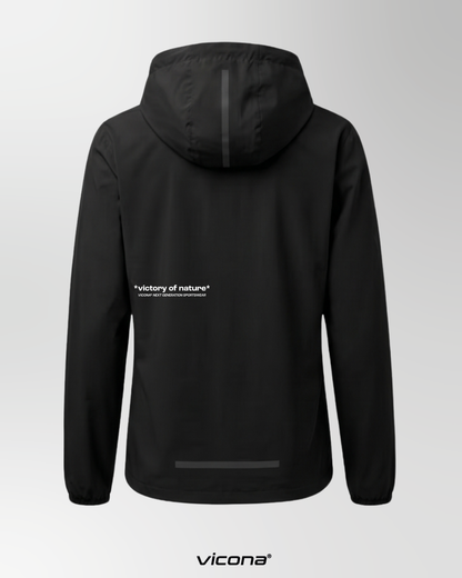 Schwarze Lago Windbreaker Jacke von hinten, strategisch platzierte reflektierende Elemente für Sicherheit bei Dunkelheit