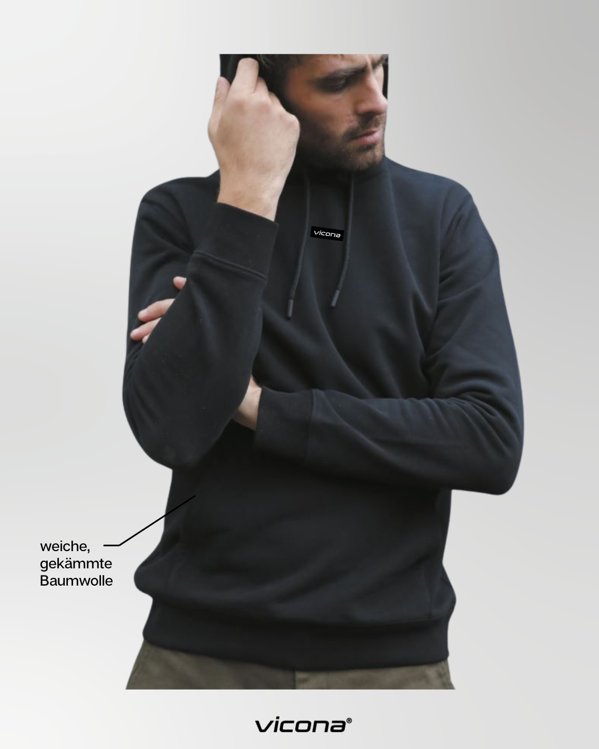 Vicona Rocca Kapuzenpullover in Schwarz getragen in den Bergen, idealer Wärmeschutz für die kalte Jahreszeit